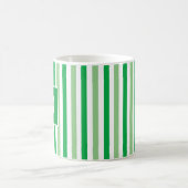 Niedlicher Single mit modernem Grün und Weiß Kaffeetasse (Mittel)