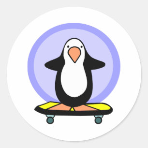 Niedlicher Skateboarder Pinguin Skateboarden Spaß Runder Aufkleber