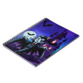 Niedlicher, skurriler Halloweenvampir Notizblock (Linke Seite)