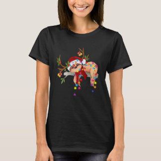Niedlicher Slot mit Weihnachtslicht T-Shirt