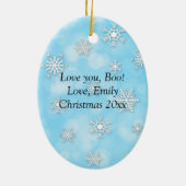 Niedlicher Snowman Couple, der den Stern auf den B Keramik Ornament (Hinten)