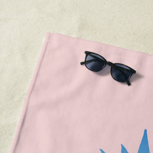 Niedlicher Sommer Blush Plink Tropische Ananas Strandtuch (Beispiel)