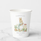 Niedlicher Sonnenhase mit Erdbeeren Geburtstag Pappbecher (Rückseite)