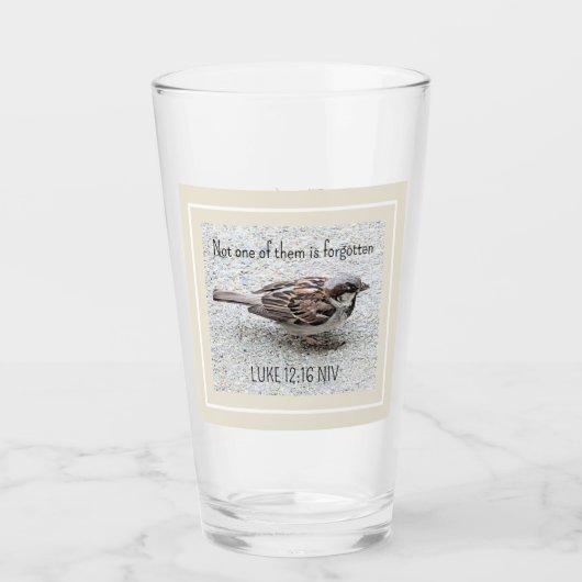 Niedlicher Sparrow Bird Foto Bibel Verse Simple Ta Glas (Vorderseite)