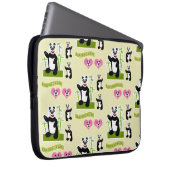 Niedlicher Spaß Happy Panda Bär Cartoon Muster Laptopschutzhülle (Vorne Rechts)