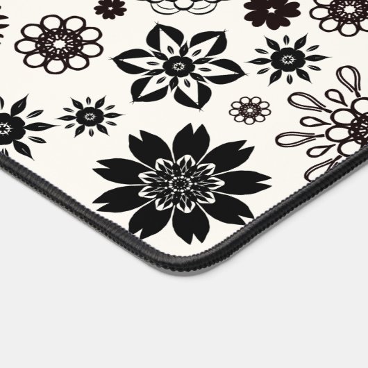 Niedlicher Spaß Modernes Schwarz-Weiß-Muster Schreibtischunterlage (Ecke)