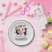 Niedlicher Spaß Tiger Cub Pinkeln aus dunkelbraune Pappteller (Party)