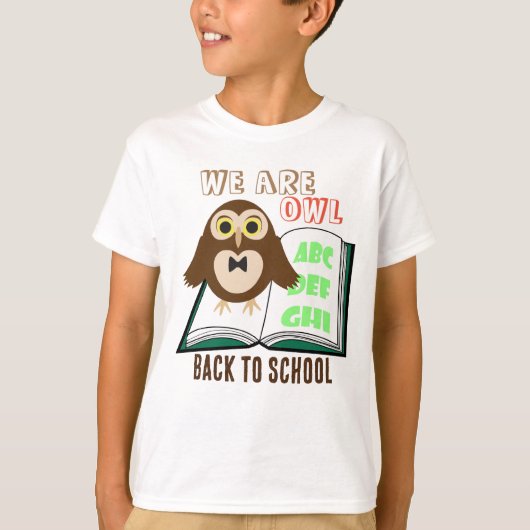 Niedlicher Spaß Wir sind zurück zur Schule Persönl T-Shirt (Vorderseite)
