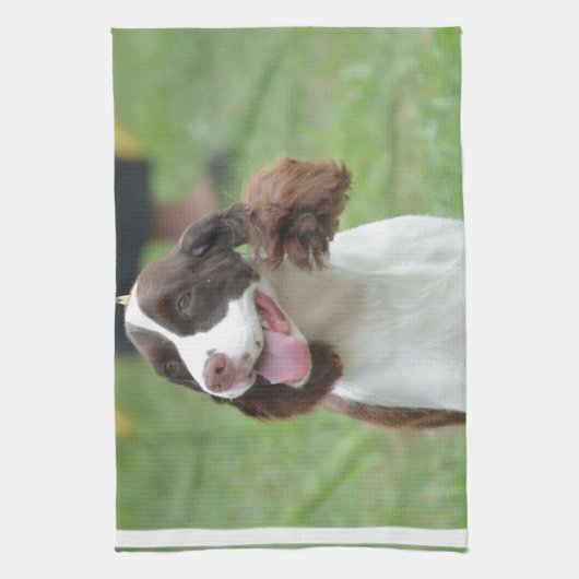 Niedlicher SpringerSpaniel Geschirrtuch (Vertikal)