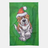 Niedlicher St. Bernard in Weihnachtsmannmütze auf Geschirrtuch (Vertikal)