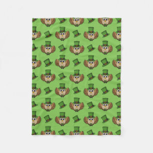 Niedlicher St. Patrick's Day Owl Cartoon Fleecedecke