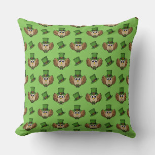 Niedlicher St. Patrick's Day Owl Cartoon Kissen