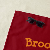 Niedlicher Strand mit feinem, bärtigen Cartoon Strandtuch (Beispiel)