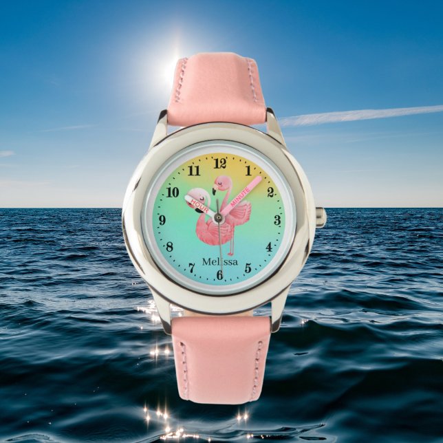 niedlicher Strand rosa Flamingo Name hinzufügen Armbanduhr (Von Creator hochgeladen)