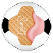 Niedlicher süßer Sieg Eiscreme Kronensprinklen Ros Fußball (Gedreht)