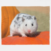 Niedlicher syrischer Hamster White Black Gepunktet Fleecedecke (Vorderseite (Horizontal))
