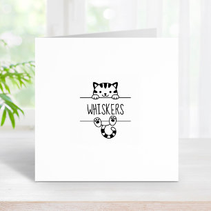 Niedlicher Tabby Cat Peeking Individuelle Name 1x1 Gummistempel