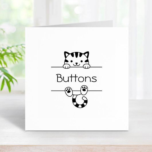Niedlicher Tabby Cat Peeking Individuelle Name Gummistempel