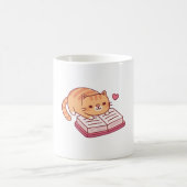 Niedlicher Tabby Katze Lesen eines Buches Kaffeetasse (Mittel)