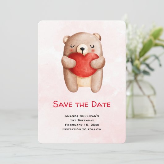 Niedlicher Teddy Bär, der Save the Date ein Rotes  (Stehend Vorderseite)