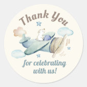 Niedlicher Teddy-Bär in Airplane-Baby-Dusche Runder Aufkleber (Vorderseite)