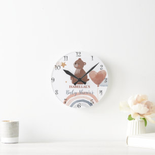 Niedlicher Teddybär, afrikanische Jungs Baby-Dusch Runde Wanduhr