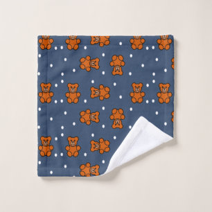 Niedlicher Teddybär auf polka dot Waschlappen
