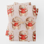 Niedlicher Teddybär mit einem roten Herz Geschenkpapier Set (Beispiel)