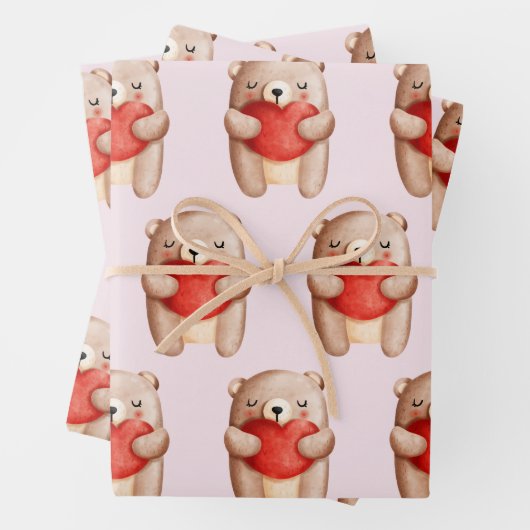 Niedlicher Teddybär mit einem roten Herz Geschenkpapier Set (Beispiel)