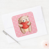 Niedlicher Teddybär mit einem roten Herz Quadratischer Aufkleber (Umschlag)