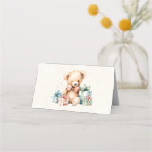 Niedlicher Teddybär mit Weihnachtsgeschenken Platzkarte (Vorderseite)