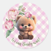 Niedlicher Teddybär Rosa Gingham Blütendusche Runder Aufkleber (Vorderseite)