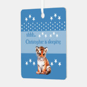 Niedlicher Tiger, der Name wird hinzugefügt, schlä Ornament Aus Metall (Vorderseite links)