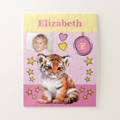 Niedlicher Tiger Foto Name Rosa Gelbe Kinder Puzzle (Vertikal)