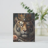 Niedlicher Tiger in einer Krone Postkarte (Stehend Vorderseite)