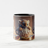 Niedlicher Tiger Personalisierter Name Rustikaler  Zweifarbige Tasse (Mittel)