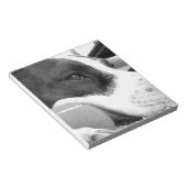 niedlicher, traurig aussehender Pitbulhund Schwarz Notizblock (angewinkelt)