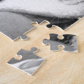 niedlicher, traurig aussehender Pitbulhund Schwarz Puzzle (Seite)