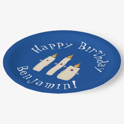 Niedlicher Trio-Cartoon Pappteller (Schrägansicht)