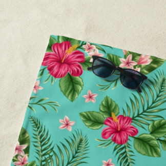 Niedlicher tropischer Hibiskus Blume auf Türkis Strandtuch