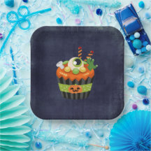Niedlicher und grauenhafter Halloween Cupcake mit