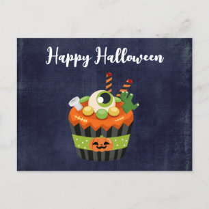 Niedlicher und grauenhafter Halloween Cupcake mit  Postkarte