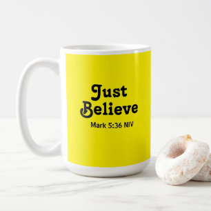 Niedlicher und heller Glaube an Wunder Gelb Kaffeetasse