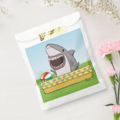 Niedlicher und lustiger Happy Shark im Pool Geschenktütchen (Versiegelt)