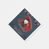 Niedlicher Vampir in Coffin Halloween-Party Serviette (Ecke)