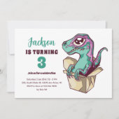 Niedlicher Velociraptor in Box Kinder Dinosaurier  Einladung (Vorderseite)