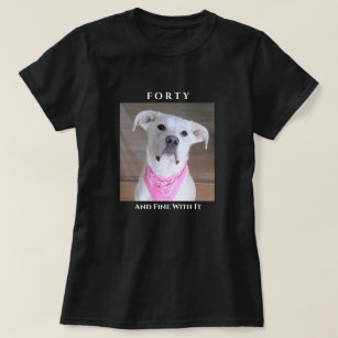Niedlicher vertrauter Hund mit Seelenaugen vierzig T-Shirt
