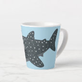 Niedlicher Walhai-Happy Cartoon-Abbildung Milchtasse (Rechte Ecke)