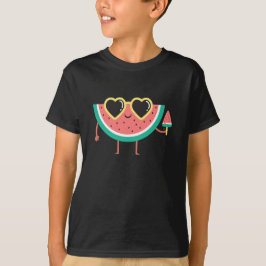 Niedlicher Wassermelonencharakter mit Sonnenbrille T-Shirt