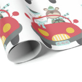 Niedlicher Weihnachtsbär Snowman Red Car Whimsical Geschenkpapier (Rolleneckpunkt)